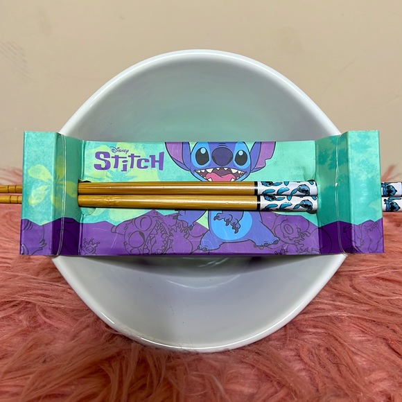 🆕 Disney’s Stitch Ramen and Chopsticks Bowl - Picture 2 of 3